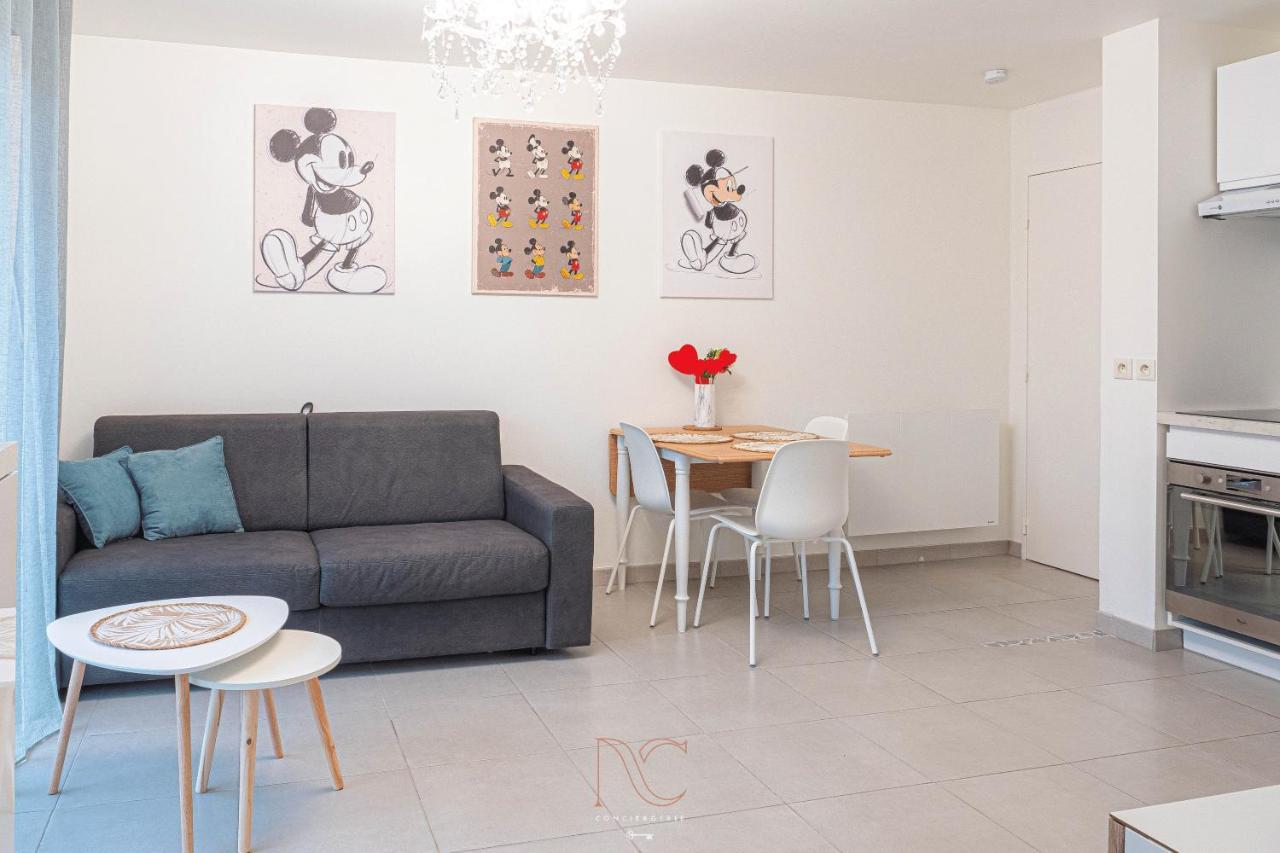 *Disneyland-Paris* 4Pers, Parking, Wifi Chessy  Exteriör bild